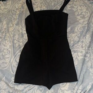 Black romper with pockets